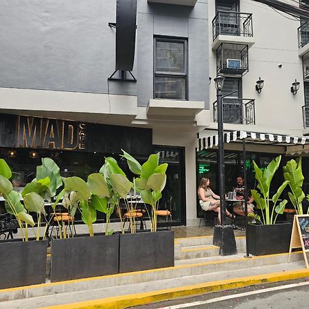 Hostel Mad Monkey Manila Makati City Zewnętrze zdjęcie