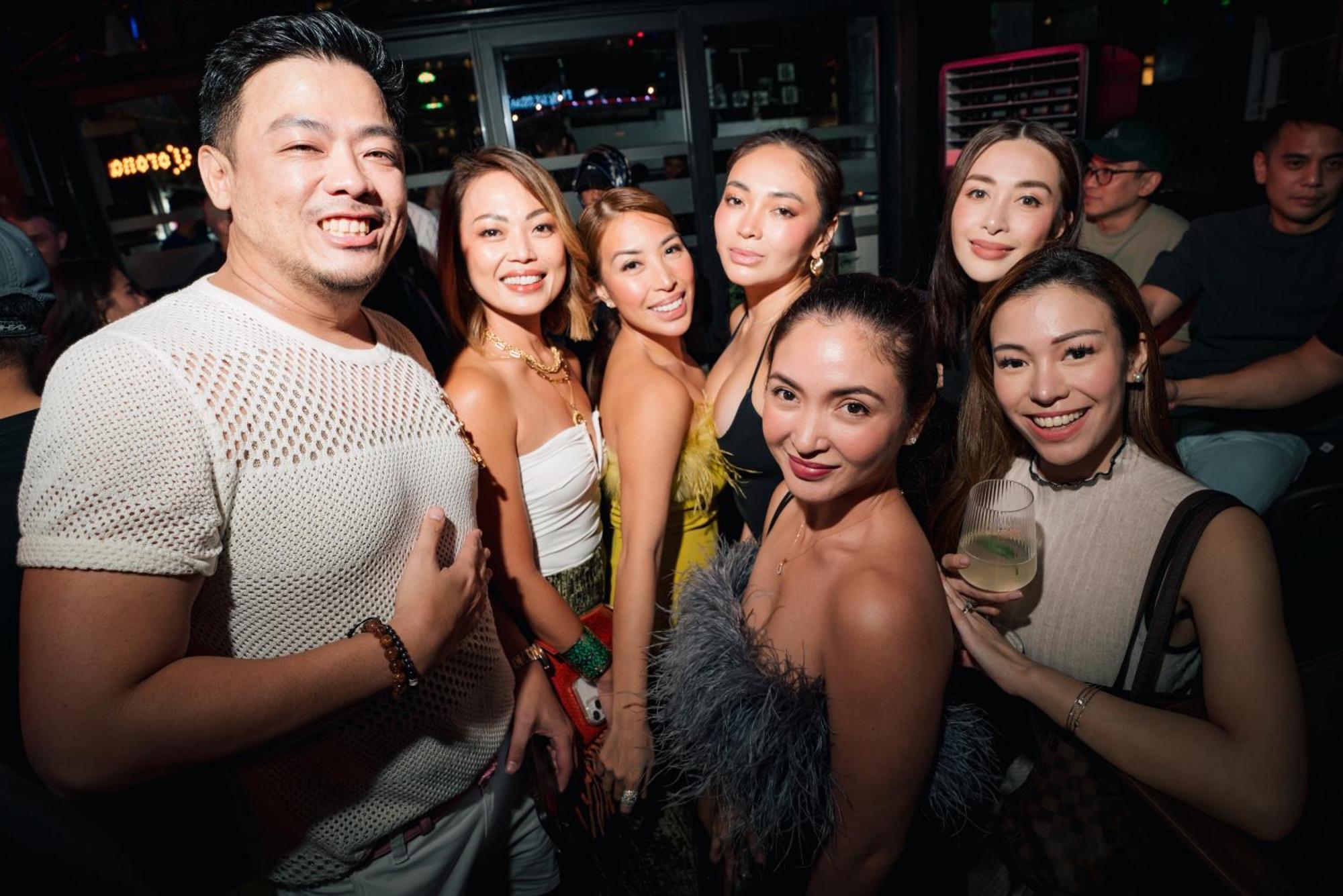 Hostel Mad Monkey Manila Makati City Zewnętrze zdjęcie