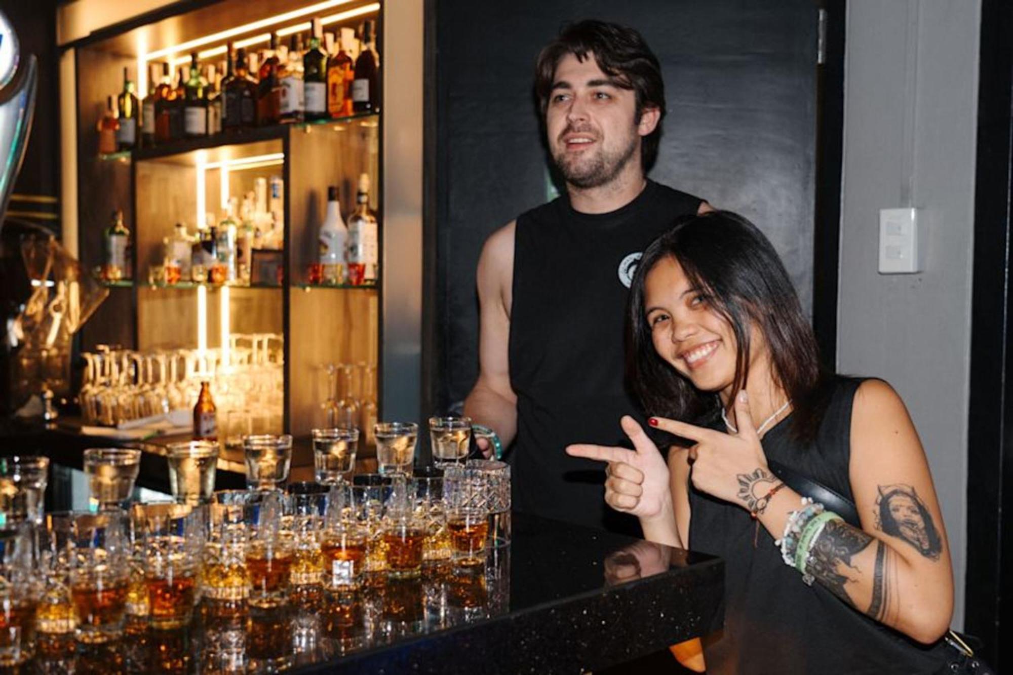 Hostel Mad Monkey Manila Makati City Zewnętrze zdjęcie