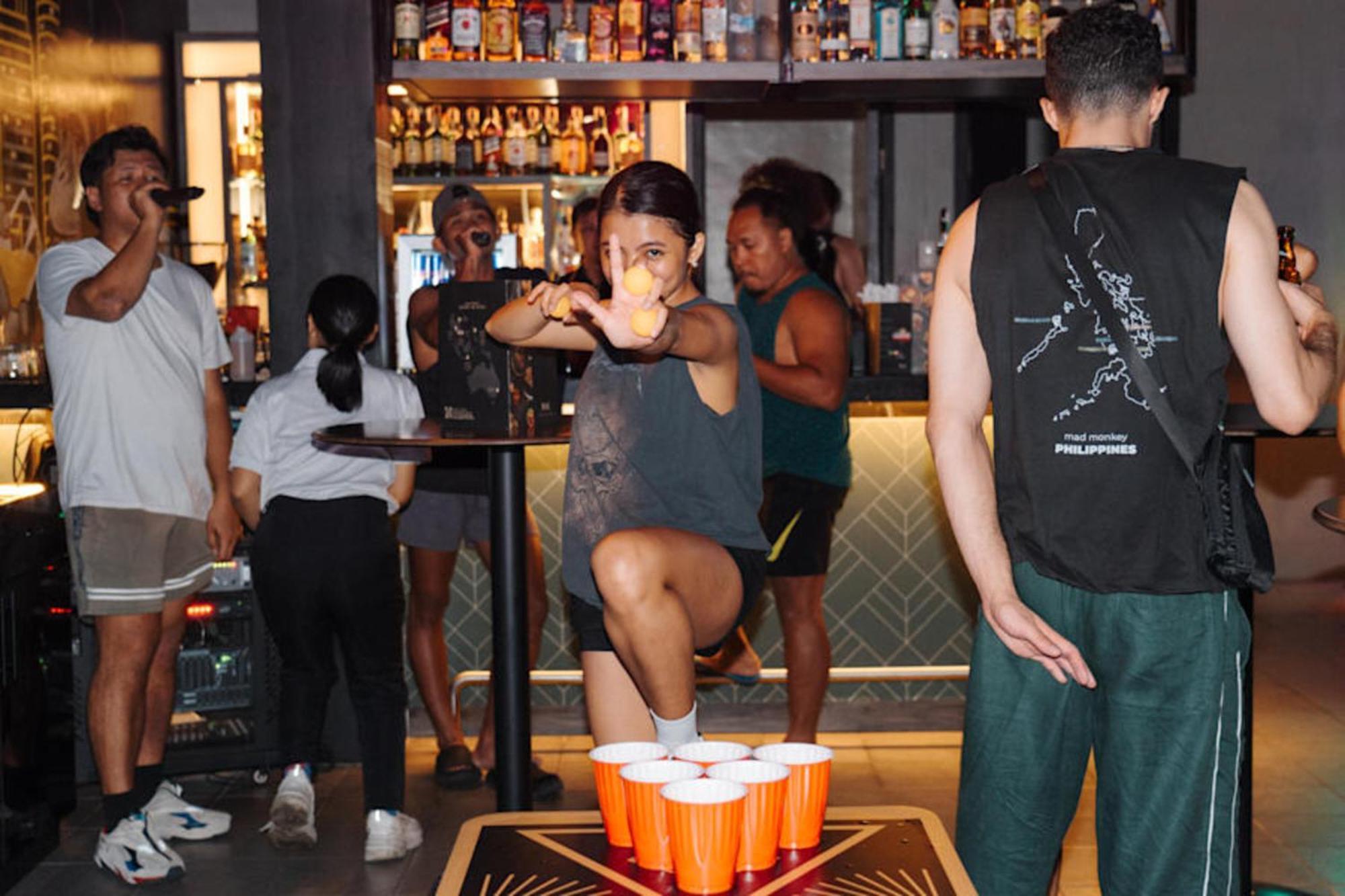 Hostel Mad Monkey Manila Makati City Zewnętrze zdjęcie